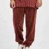 Karl Kani Herren Jogginghose Small Signature In Rot 10