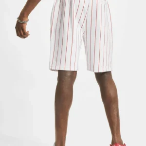 Karl Kani Herren Shorts Autraph Pinstripe In Rot 6