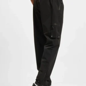 MJ Gonzales Herren Jogginghose Tech Nylon V.1 In Schwarz 6