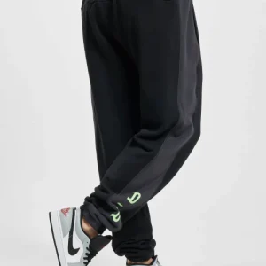 Nike Herren Jogginghose Air In Schwarz 6