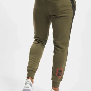 Puma Herren Jogginghose Between The Lines T7 In Olive 6