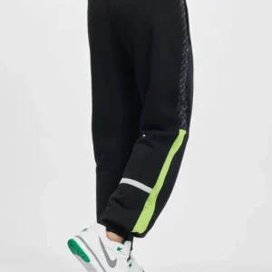 Sergio Tacchini Herren Jogginghose Replica Fleece In Schwarz 6