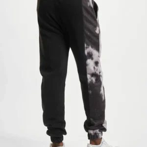 Thug Life Herren Jogginghose Underground In Schwarz 6