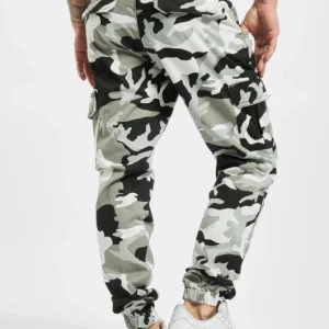 URBAN CLASSICS Herren Cargohose Jogging Pants 2.0 In Camouflage 6