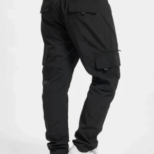 URBAN CLASSICS Herren Cargohose Adjustable Nylon In Schwarz 6