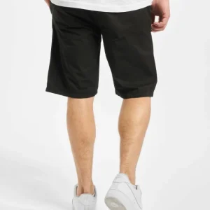 URBAN CLASSICS Herren Shorts Straight Leg Chino With Belt In Schwarz 6